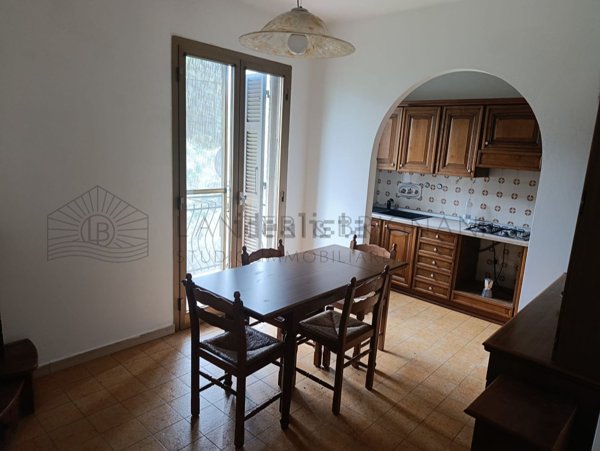 appartamento in vendita ad Apricale