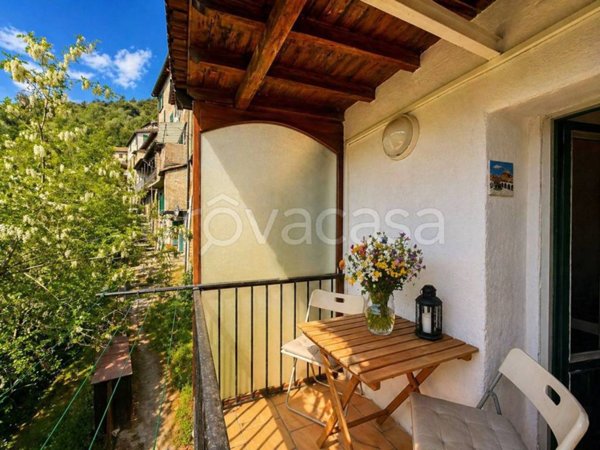 appartamento in vendita ad Apricale