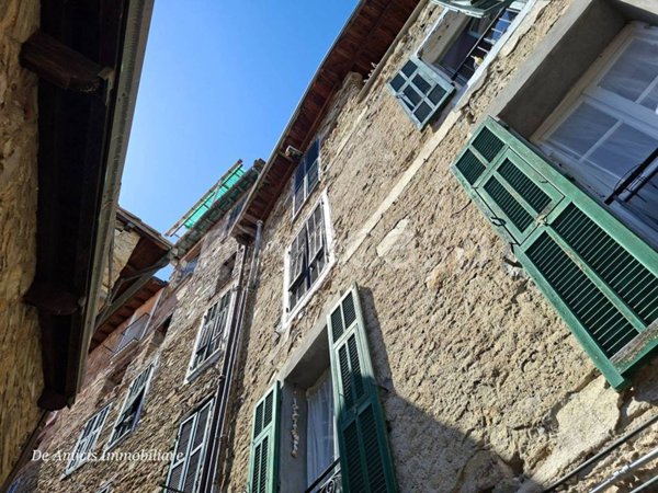 appartamento in vendita ad Apricale