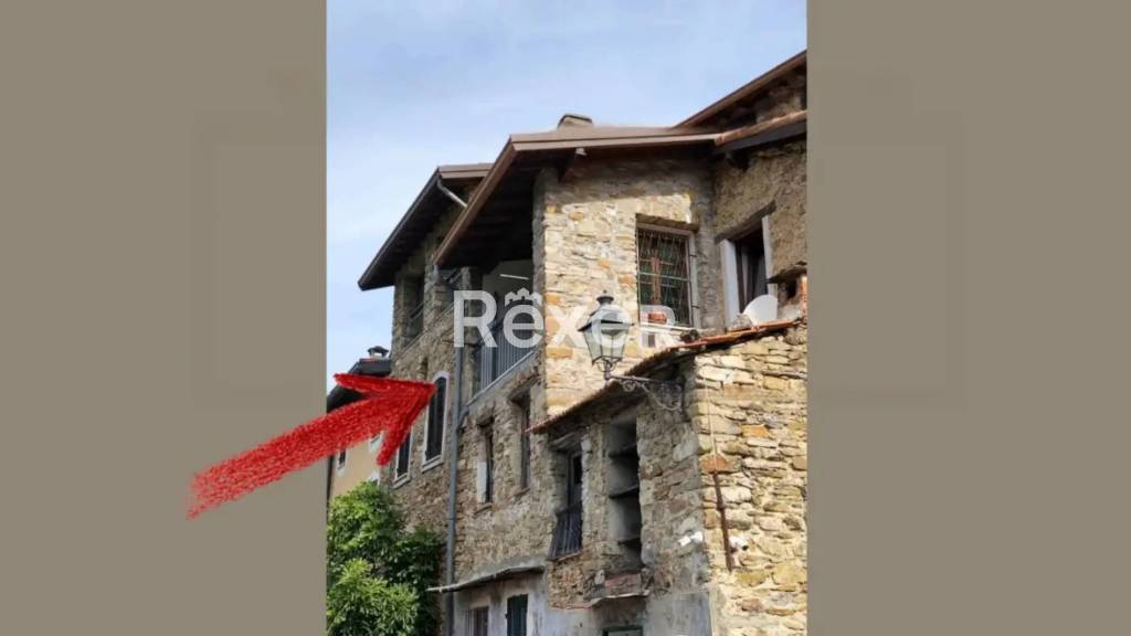 casa indipendente in vendita ad Apricale