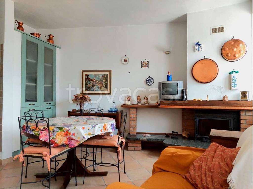 appartamento in vendita ad Armo