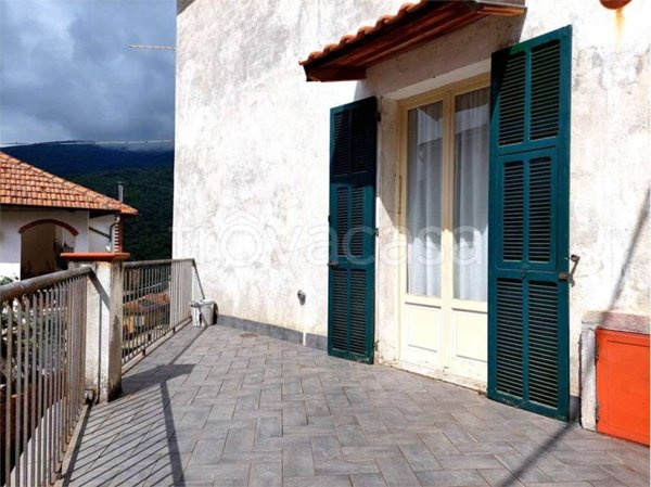 appartamento in vendita ad Armo