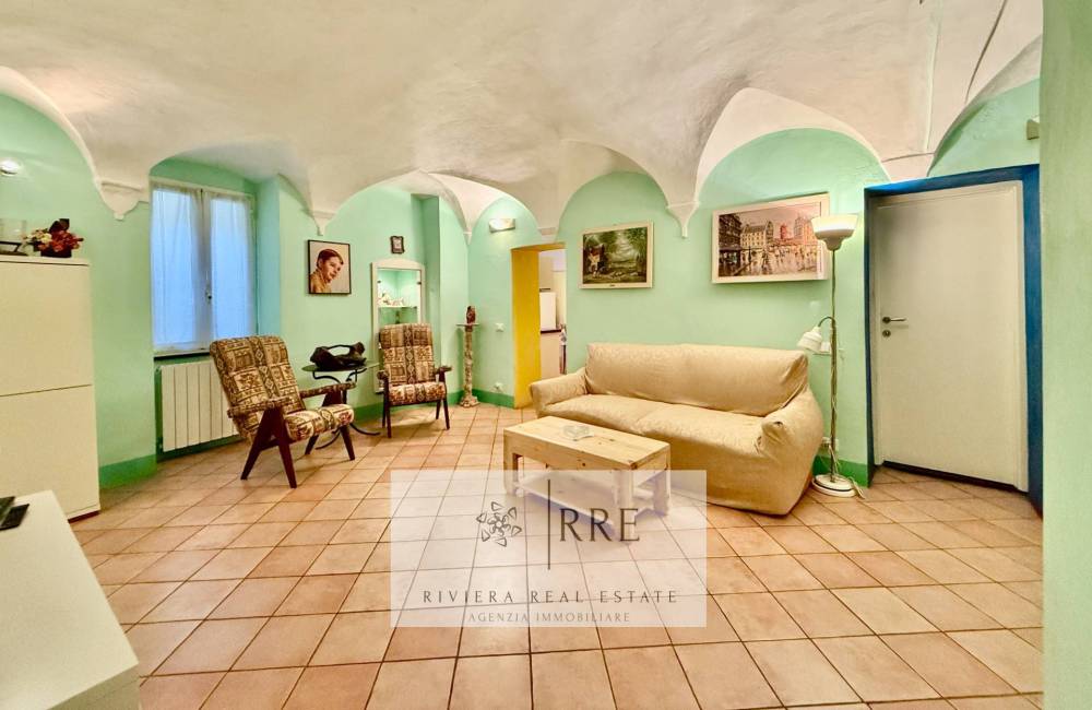 appartamento in vendita ad Armo