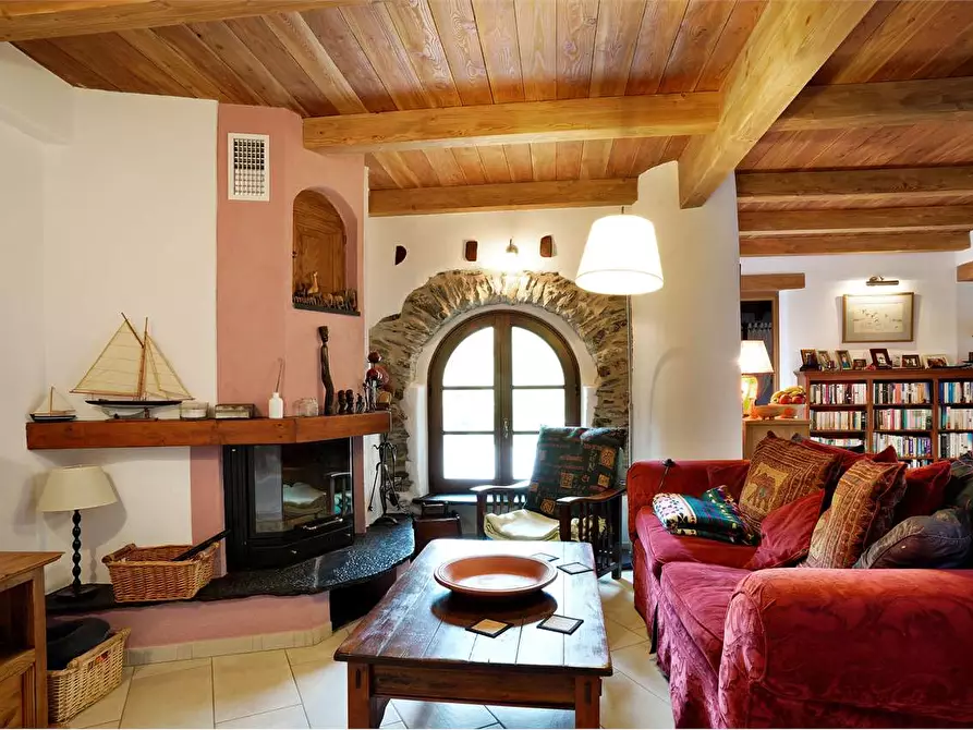 casa indipendente in vendita ad Armo