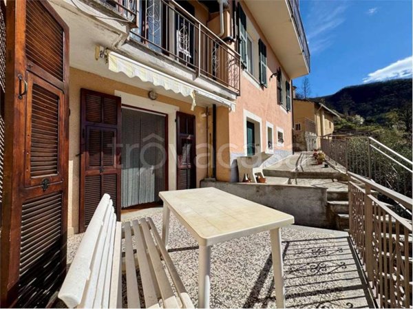 casa indipendente in vendita ad Armo