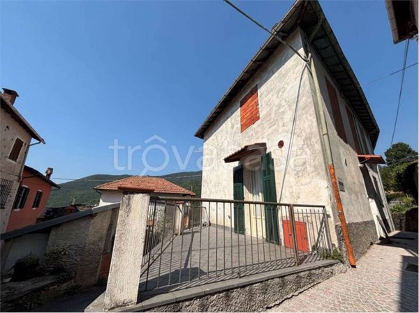 appartamento in vendita ad Armo