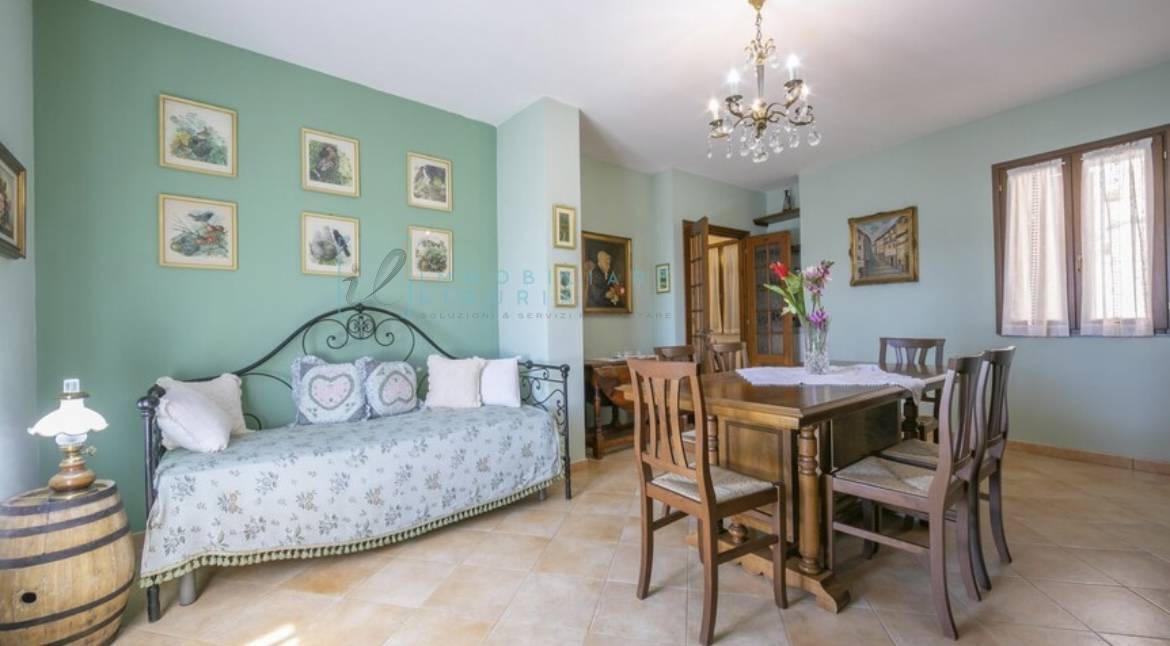 casa indipendente in vendita ad Armo