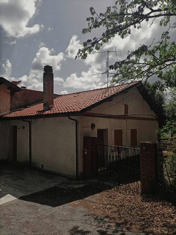 casa indipendente in vendita ad Aurigo