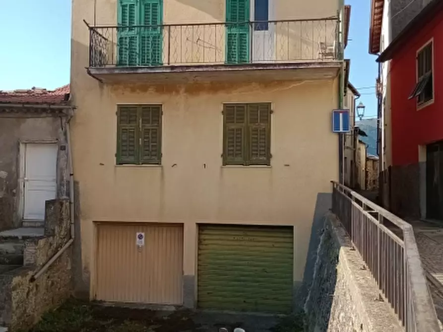 casa indipendente in vendita ad Aurigo in zona Poggialto