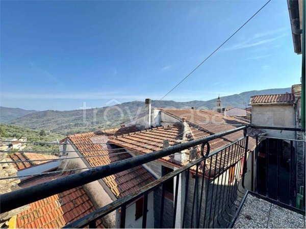 casa indipendente in vendita ad Aurigo