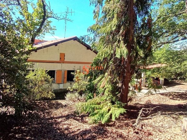 casa indipendente in vendita ad Aurigo in zona Poggialto