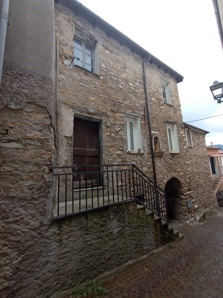 casa indipendente in vendita ad Aurigo