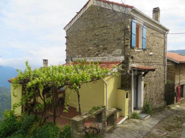 casa indipendente in vendita a Badalucco in zona Ciabaudo