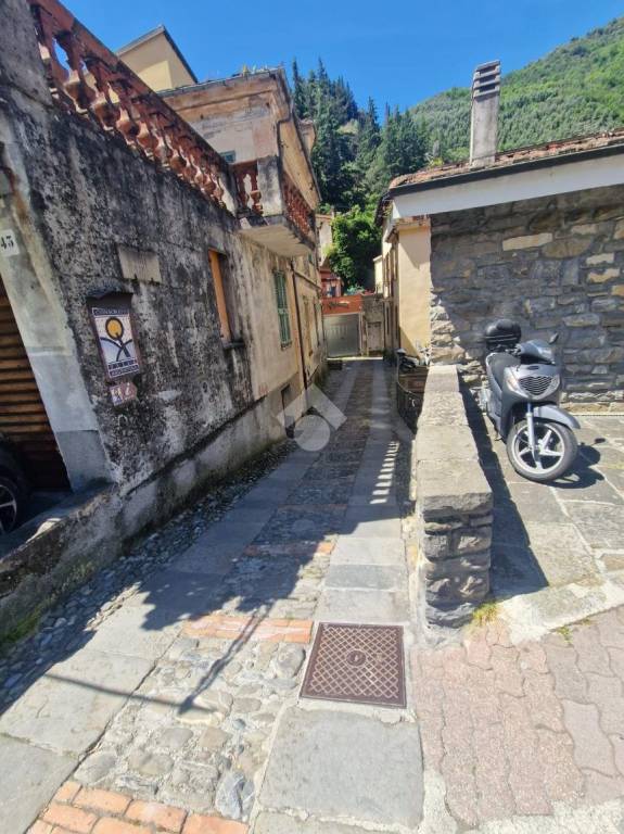 casa indipendente in vendita a Badalucco