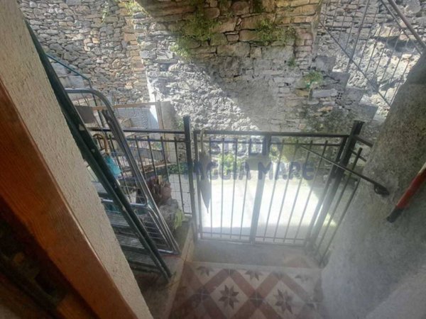 appartamento in vendita a Badalucco