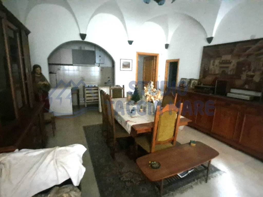 appartamento in vendita a Badalucco