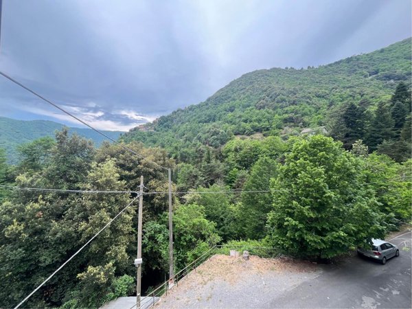appartamento in vendita a Badalucco in zona Argallo