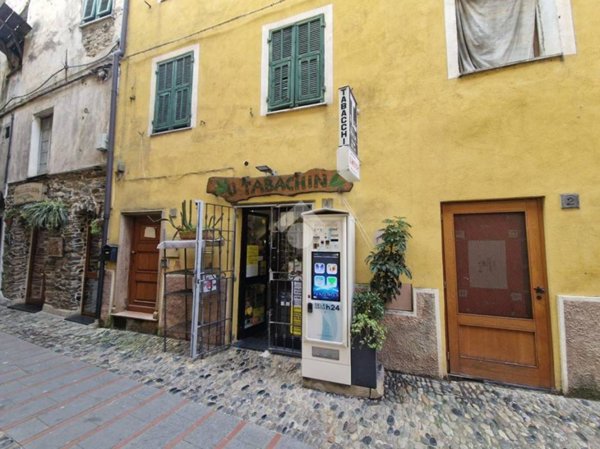 locale di sgombero in vendita a Badalucco