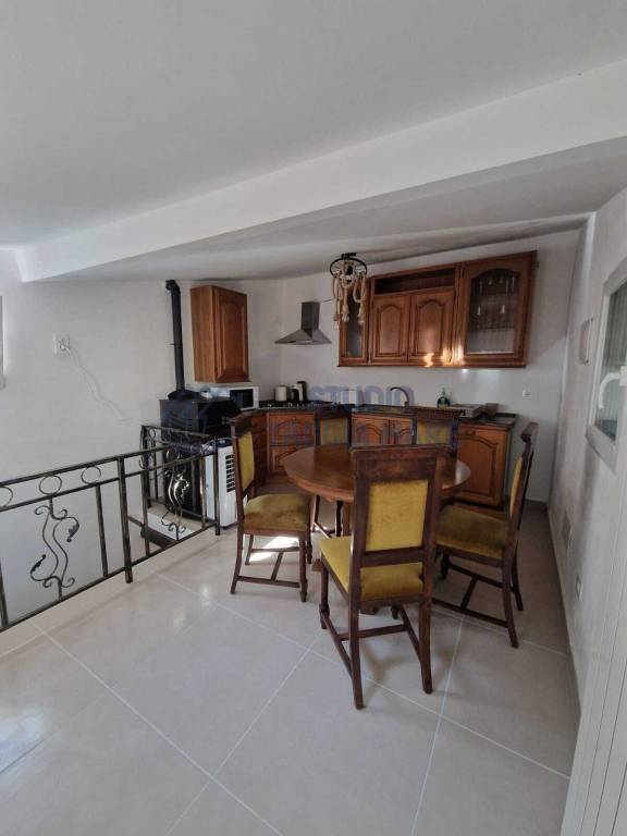 casa indipendente in vendita a Badalucco
