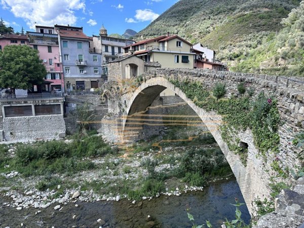 appartamento in vendita a Badalucco