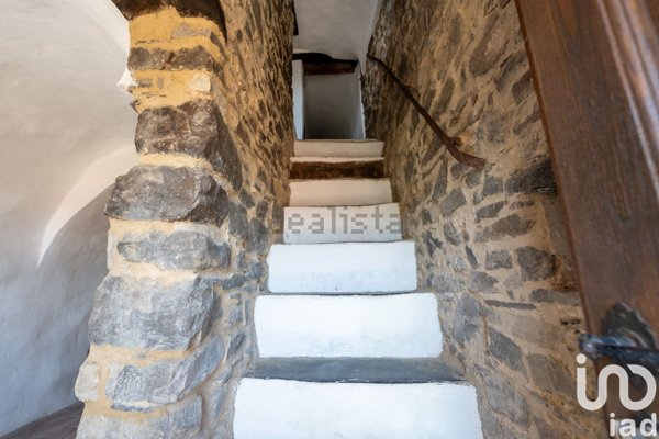 casa indipendente in vendita a Bajardo
