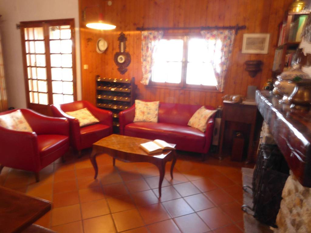 casa indipendente in vendita a Bajardo