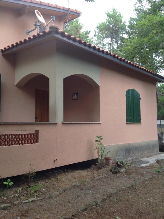 casa indipendente in vendita a Bajardo