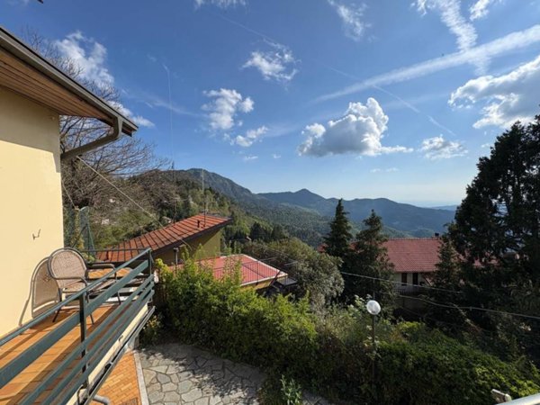 casa indipendente in vendita a Bajardo