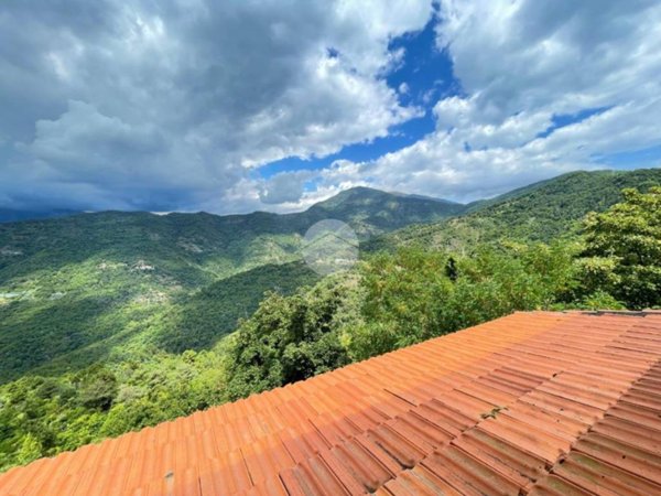 appartamento in vendita a Bajardo