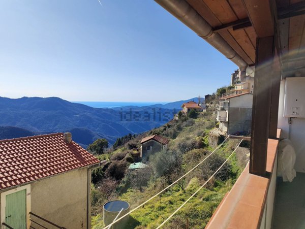 appartamento in vendita a Bajardo