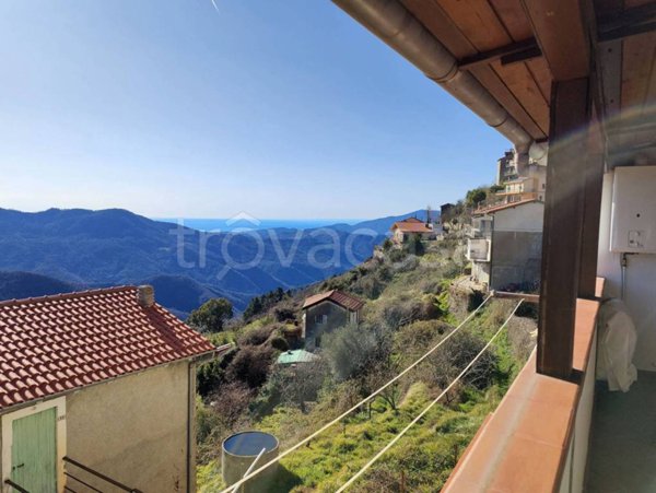 appartamento in vendita a Bajardo