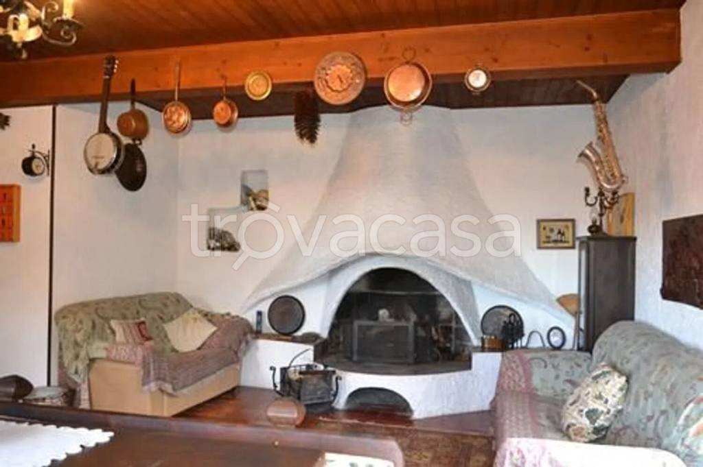 casa indipendente in vendita a Bajardo