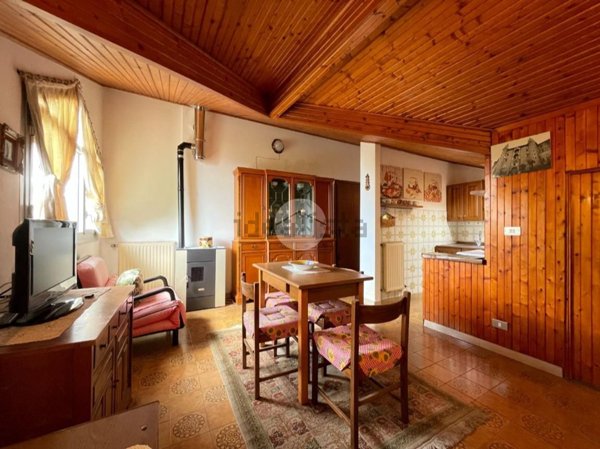 appartamento in vendita a Bajardo