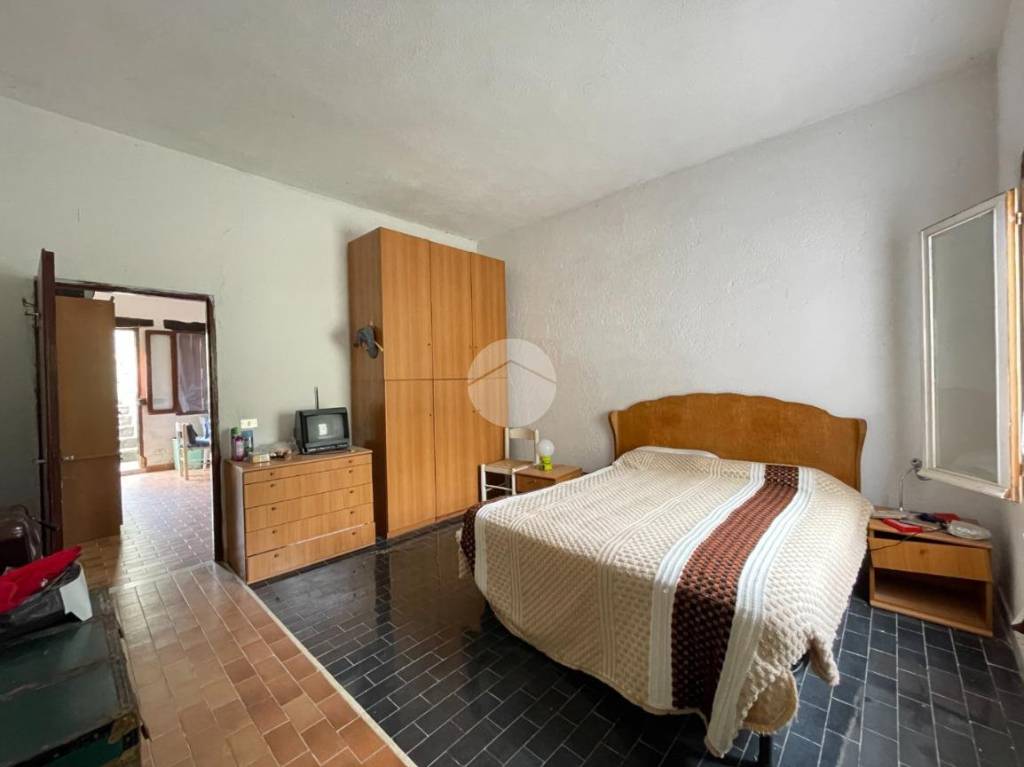 casa indipendente in vendita a Bajardo in zona Berzi