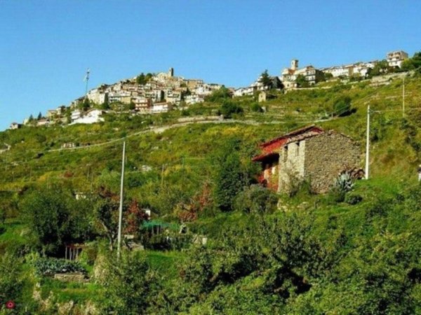 casa indipendente in vendita a Bajardo