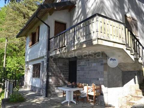 casa indipendente in vendita a Bajardo in zona Berzi