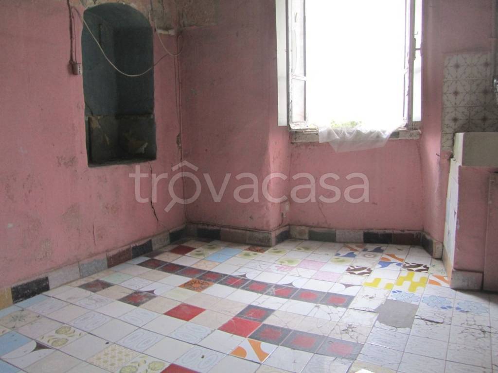appartamento in vendita a Bajardo in zona Berzi