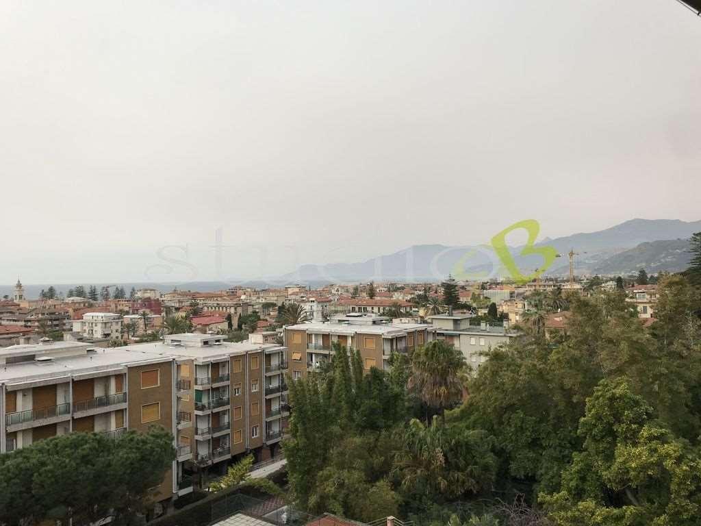 negozio in affitto a Bordighera