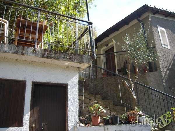 appartamento in vendita a Bordighera in zona Sasso