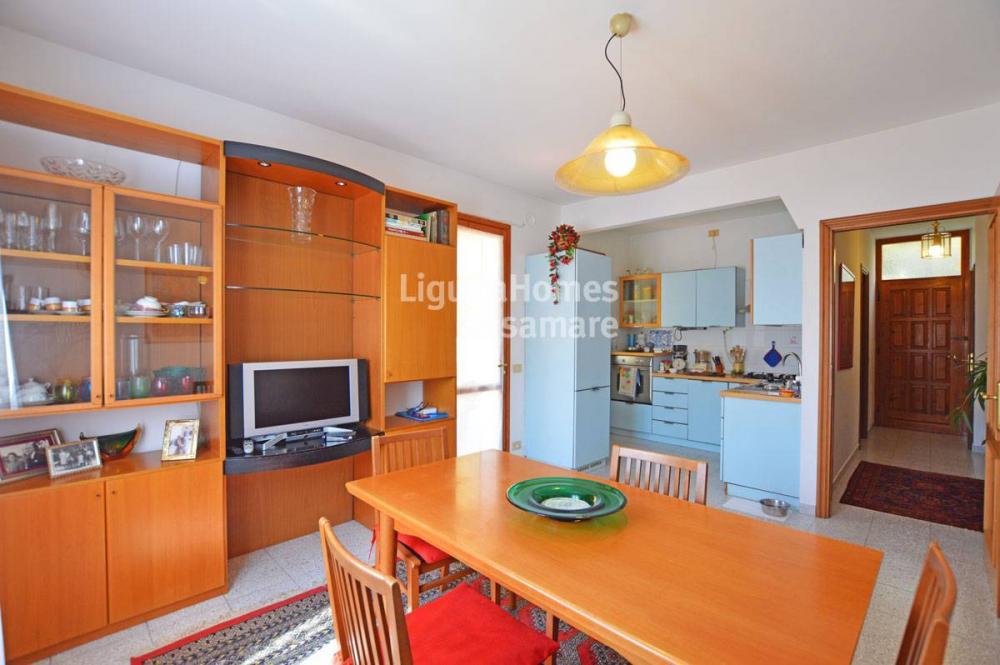 casa indipendente in vendita a Bordighera