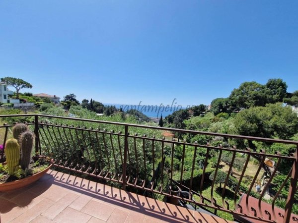 appartamento in vendita a Bordighera