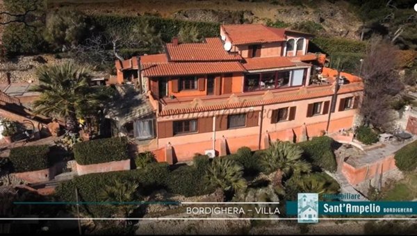 casa indipendente in vendita a Bordighera