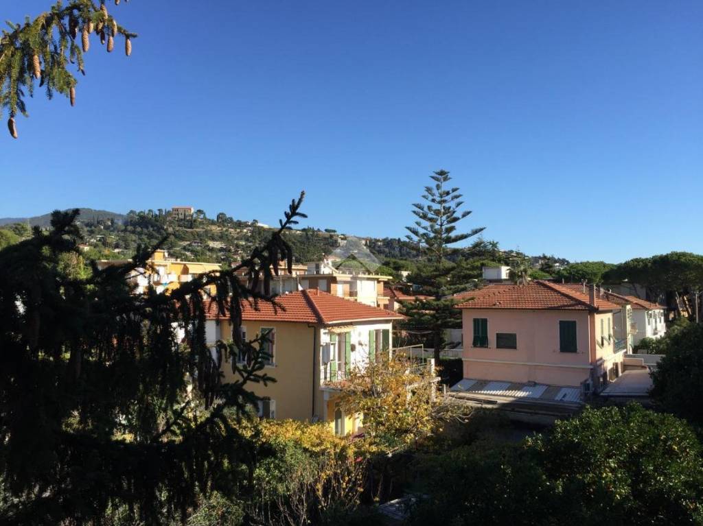 appartamento in vendita a Bordighera
