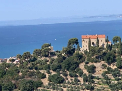 terreno edificabile in vendita a Bordighera