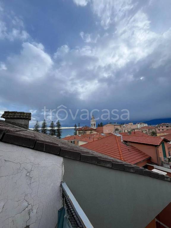 appartamento in vendita a Bordighera