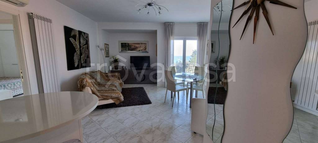 appartamento in vendita a Bordighera