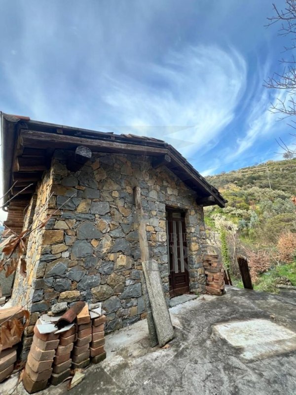 appartamento in vendita a Bordighera in zona Sasso