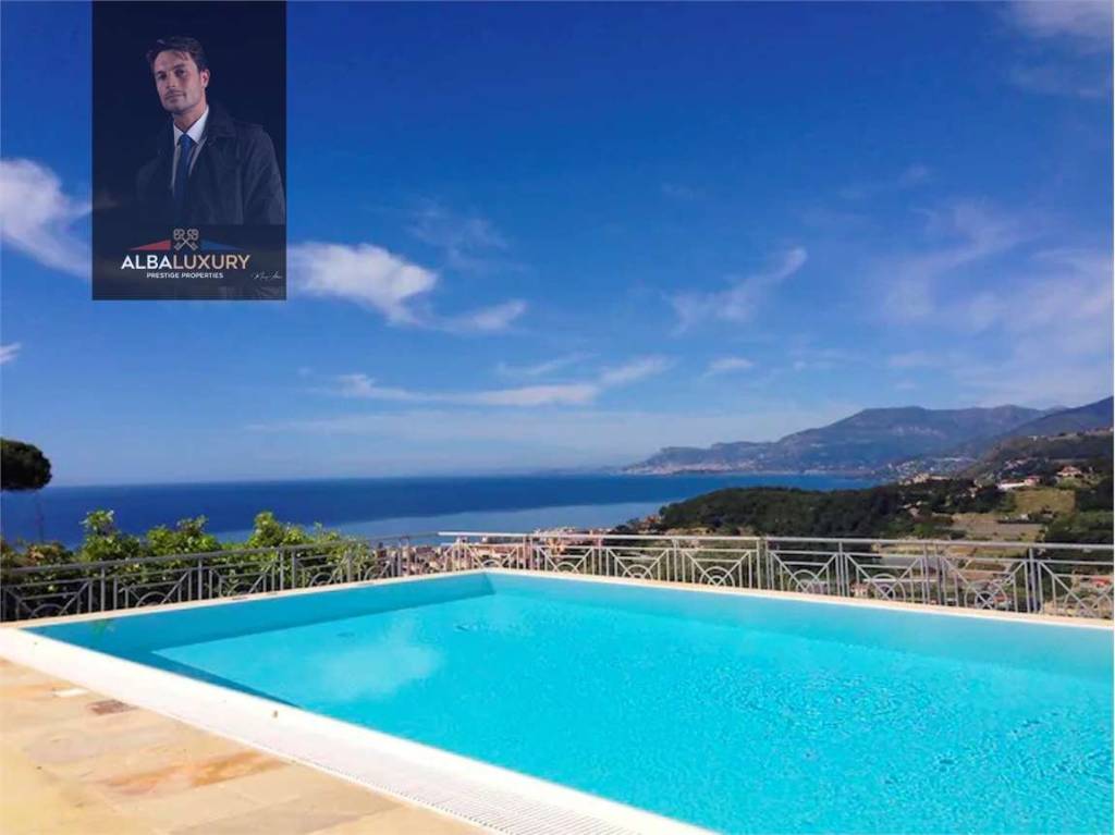 casa indipendente in vendita a Bordighera