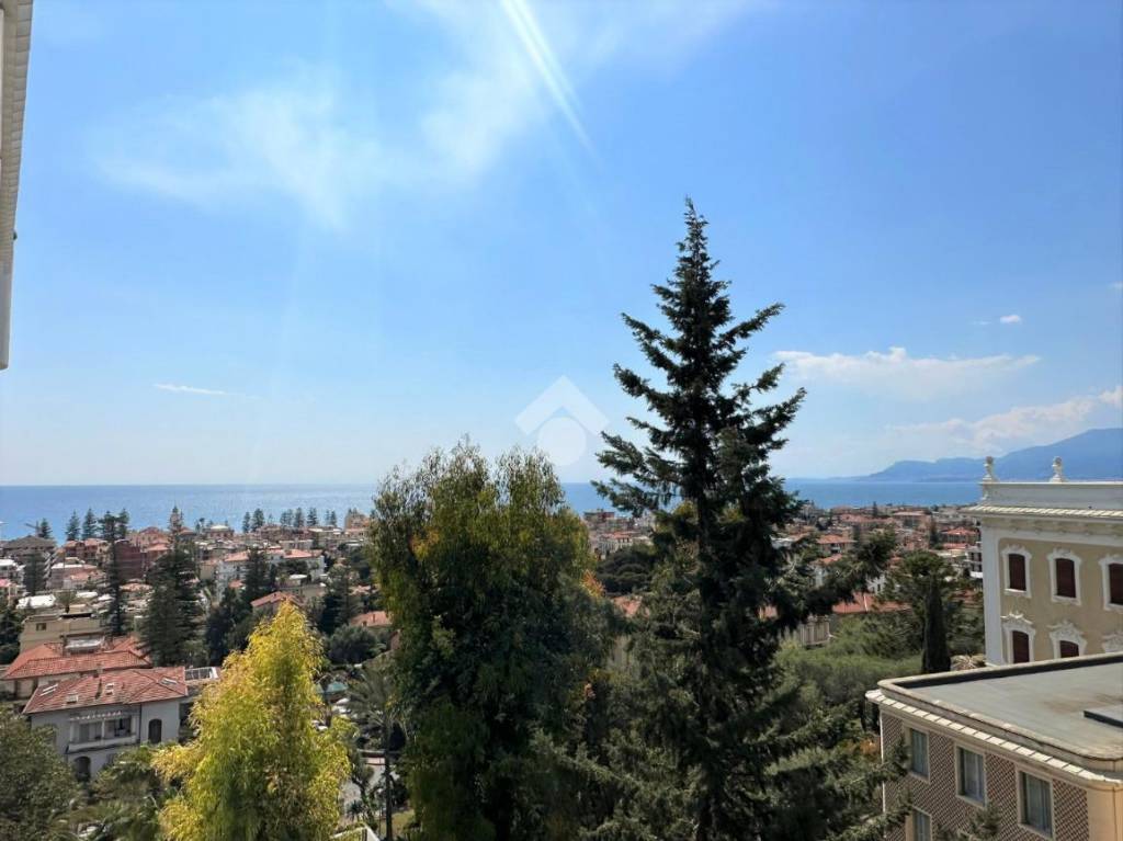 appartamento in vendita a Bordighera