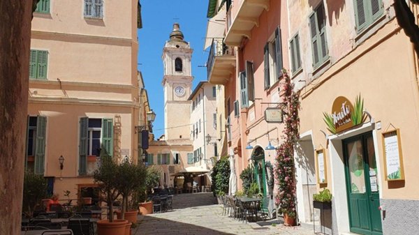 appartamento in vendita a Bordighera